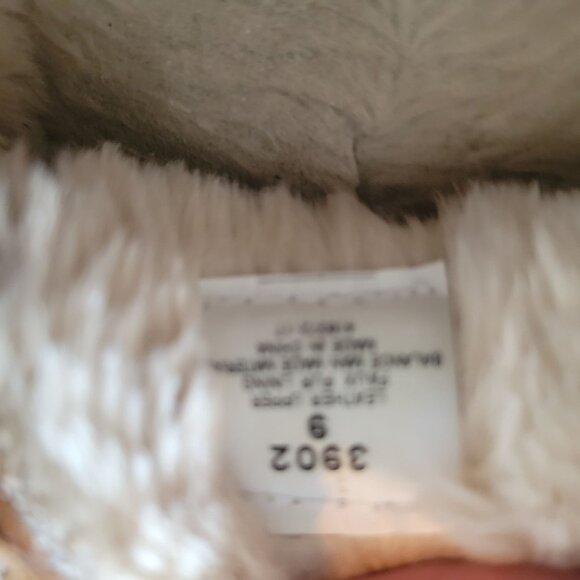 Minnetonka Womens Suede Moccasin Slippers Size 9 - Picture 6 of 6